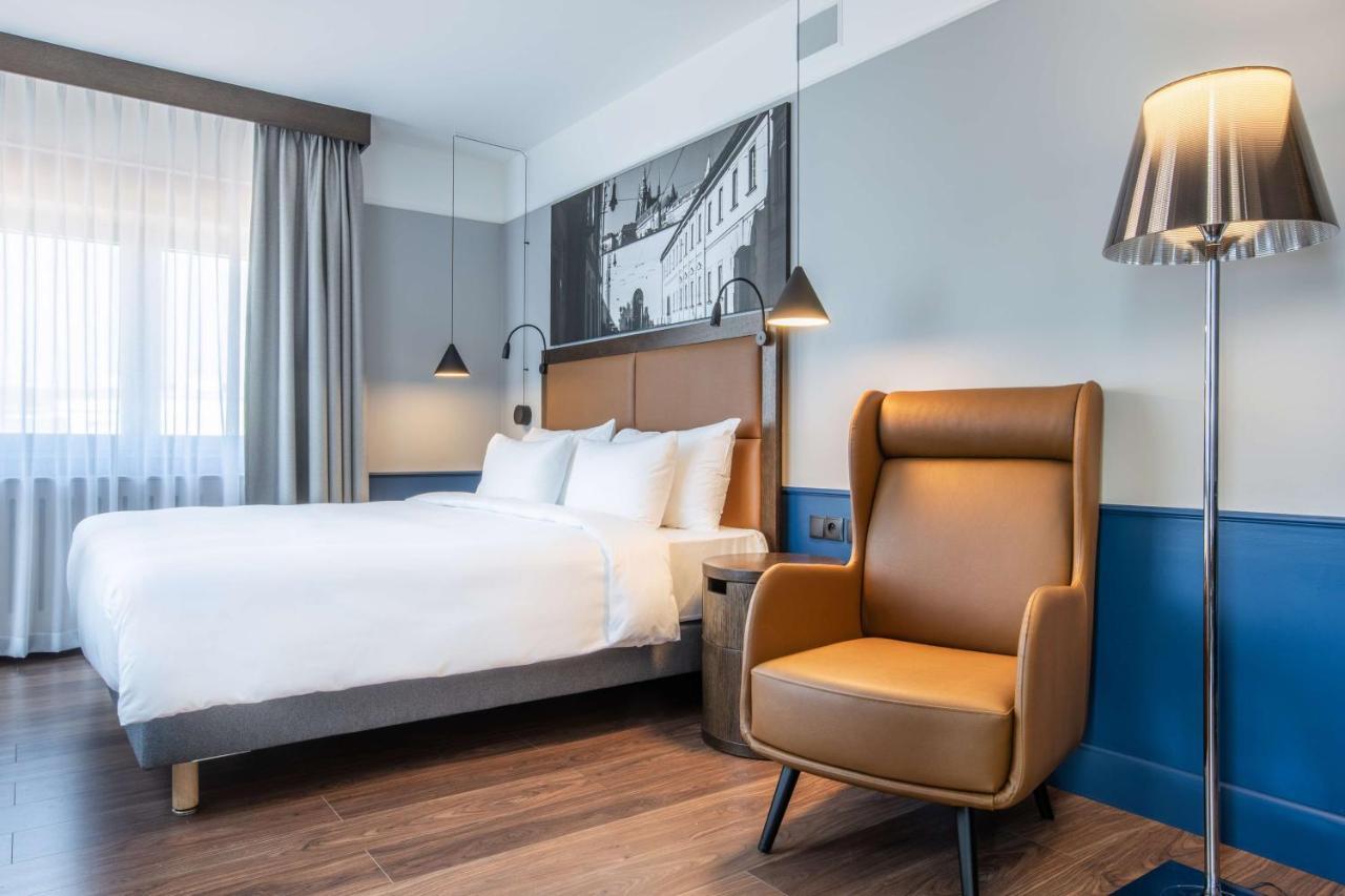 Radisson Blu 5* Prag